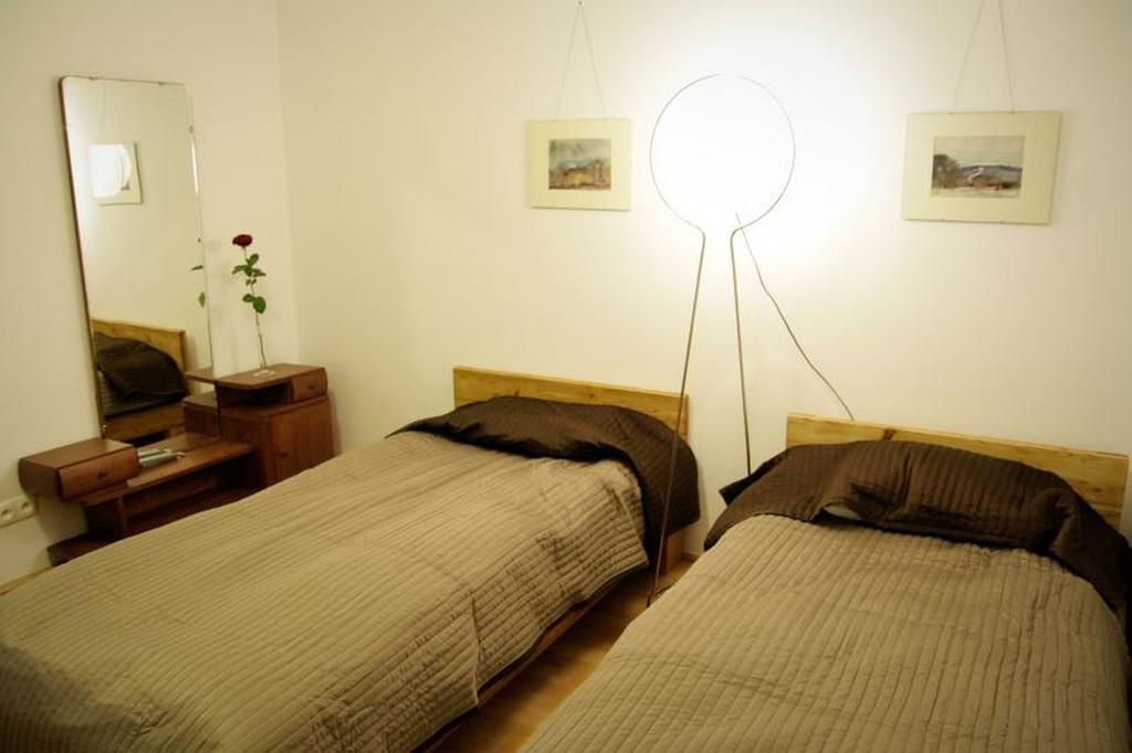 Apartment4You - Solidarnosci Varsó Kültér fotó